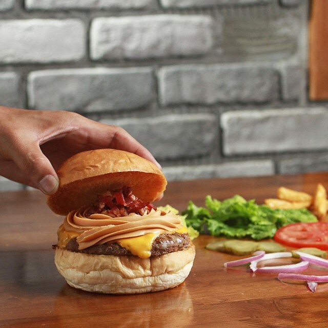 大廚的漢堡哲學:從裡到外的漢堡基礎學 大廚的漢堡哲學:從裡到外的漢堡基礎學