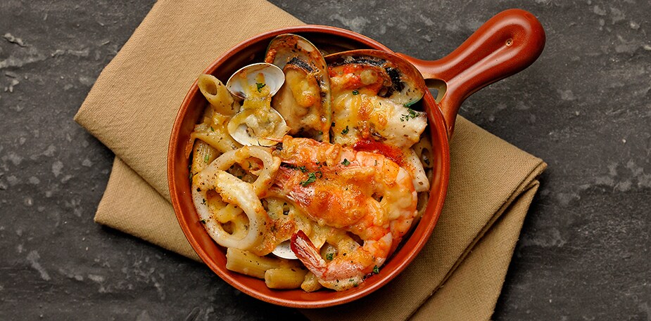 焗烤起司奶油白醬海鮮筆尖麵