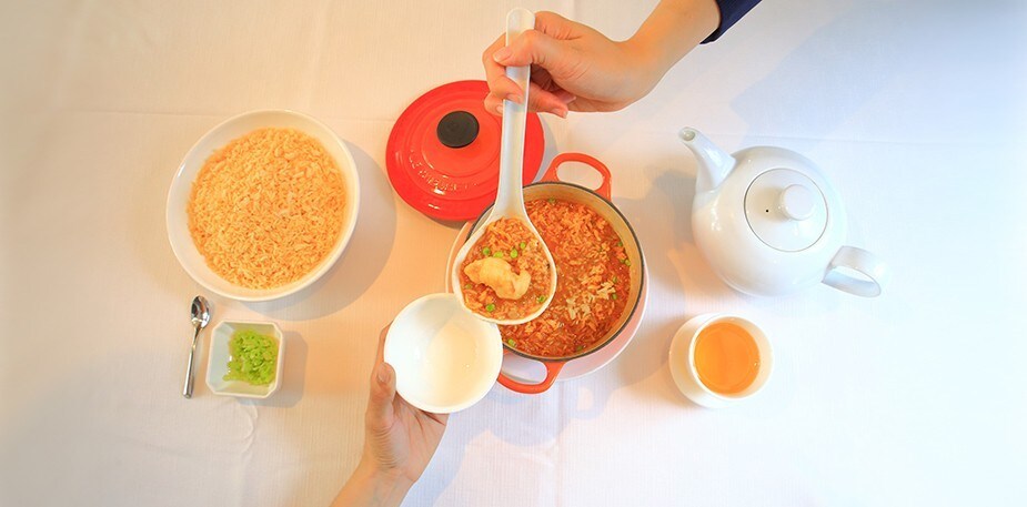 傳統中菜之美(三) 工序繁複的高檔海味上品:黃金龍蝦泡飯