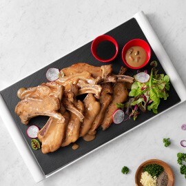 蕈猛吮指戰斧豬