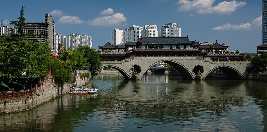 美食之都：成都