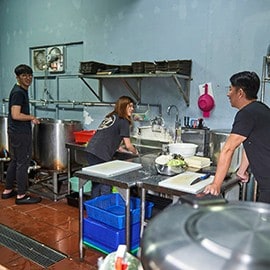 1. 工作不分內外場都要上手 1. 工作不分內外場都要上手