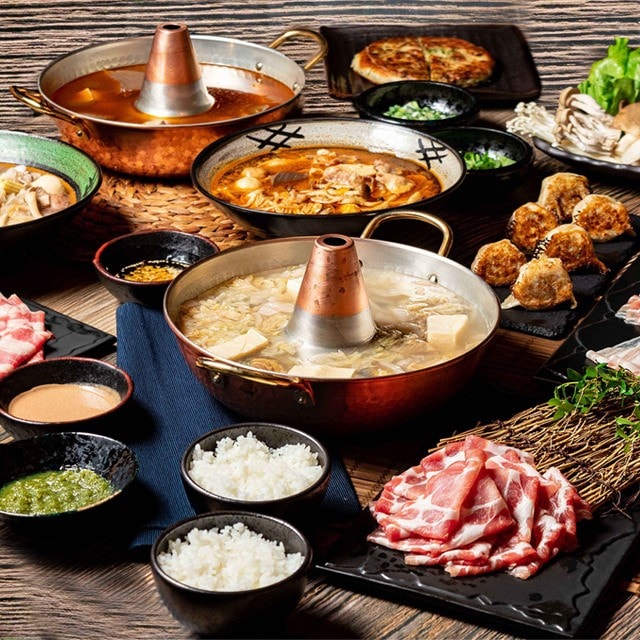 喚醒味蕾的酸爽甘甜：酸菜白肉鍋