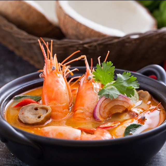 「泰式酸辣火鍋」，讓經典泰國冬蔭功帶食客味蕾遨遊