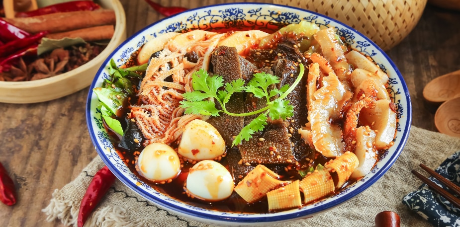 重口味火鍋多樣化！四川麻辣燙、冒菜與台灣湯滷的差異