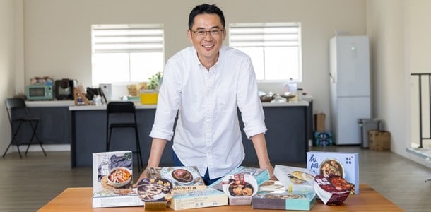 耐速食品營運長杜水樹,以創新思維結合行銷與通路,為品牌客戶打造出多款熱門暢銷品。 耐速食品營運長杜水樹,以創新思維結合行銷與通路,為品牌客戶打造出多款熱門暢銷品。