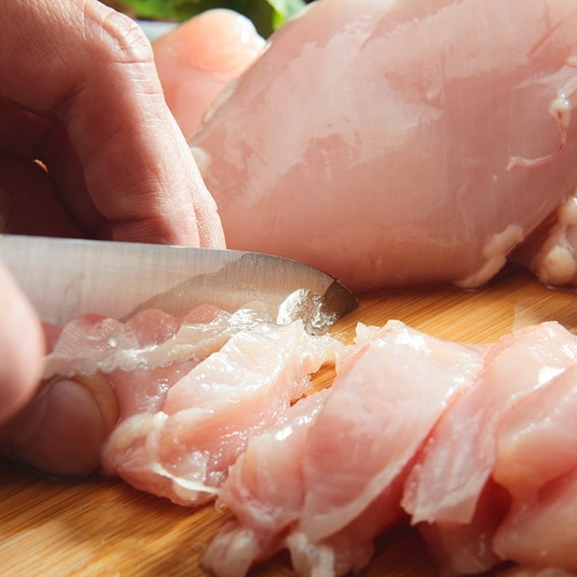 專業雞肉料理怎麼做?阿芳老師雞肉挑選處理3撇步 專業雞肉料理怎麼做?阿芳老師雞肉挑選處理3撇步