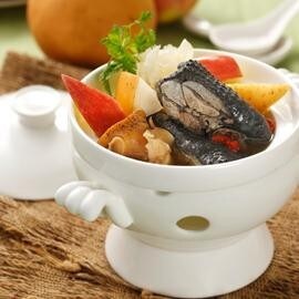 秋季燉湯推薦TOP 4:水梨蘋果螺片燉竹雞 秋季燉湯推薦TOP 4:水梨蘋果螺片燉竹雞