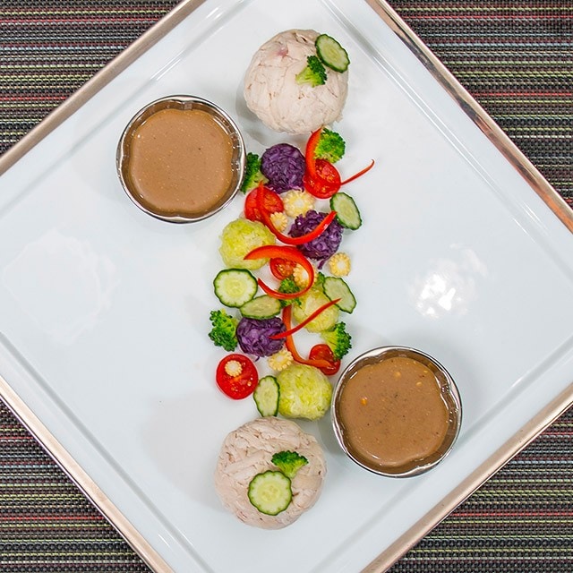 中式料理的擺盤藝術:以食器優雅烘托料理美感 中式料理的擺盤藝術:以食器優雅烘托料理美感