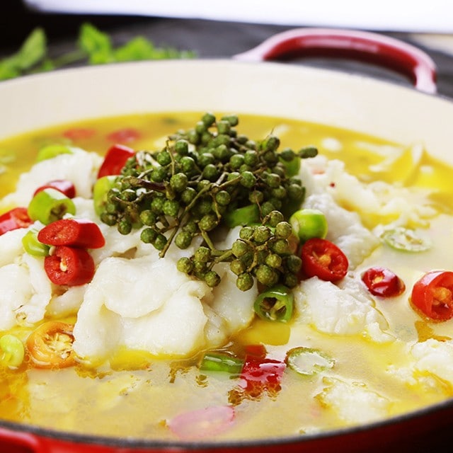 川味中菜新食尚：酸菜魚勁辣鮮香引風潮