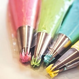 1. 基本工具:奶油擠花袋 1. 基本工具:奶油擠花袋