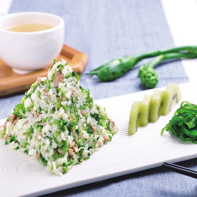 每週大廚上菜:翡翠蛋白炒飯 每週大廚上菜:翡翠蛋白炒飯