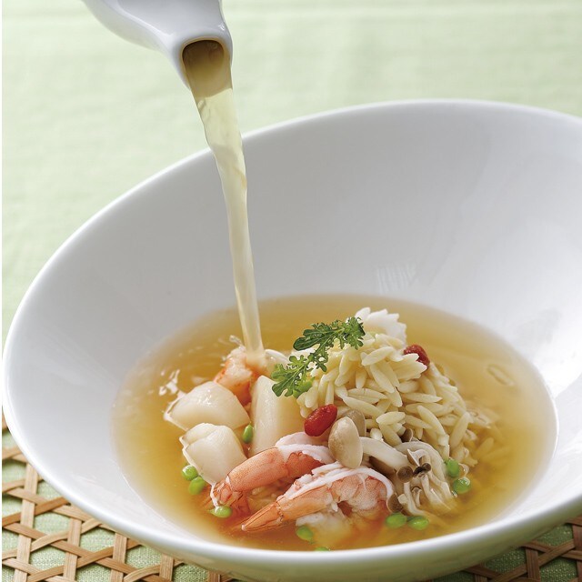 每週大廚上菜:茶湯海鮮泡飯 每週大廚上菜:茶湯海鮮泡飯