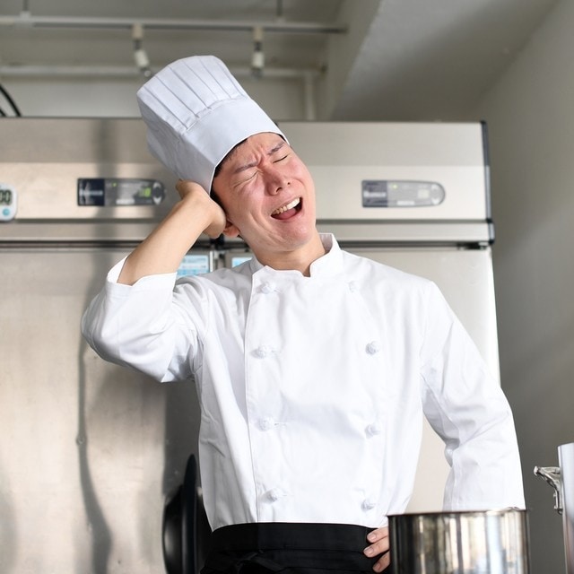 廚師工作的隱藏傷害！9大隱形風險與健康挑戰