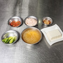 食材與調味料 食材與調味料