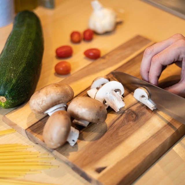 春日盛產食材輕盈上桌！蕈菇、櫛瓜的鮮活滋味