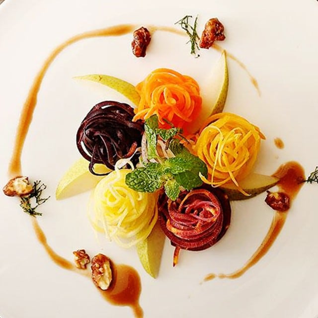 養身食材創造繽紛視覺沙拉