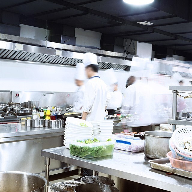 稽查北市餐廳，34家業者設備及食材不符規定