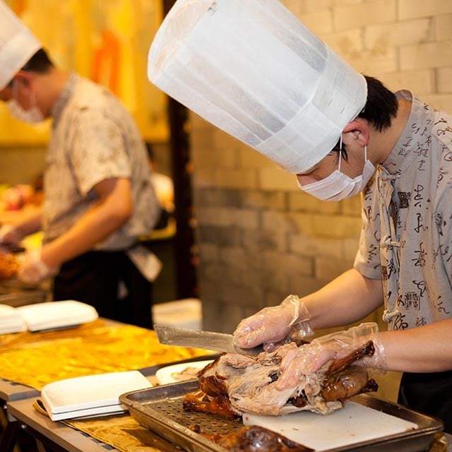 【食在新聞】餐飲人員戴口罩 環境衛生更好