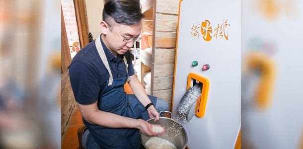 每日現碾現煮,「稻舍食館」讓食客品嚐現碾鮮米的風味。(照片提供:稻舍食館) 每日現碾現煮,「稻舍食館」讓食客品嚐現碾鮮米的風味。(照片提供:稻舍食館)