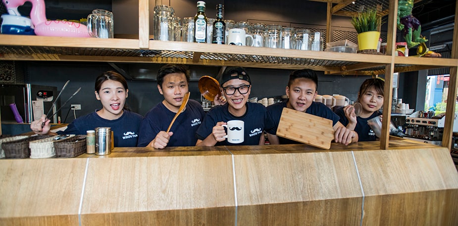 鬍子茶  從獲利3K到月營業額2000K的開店成功術