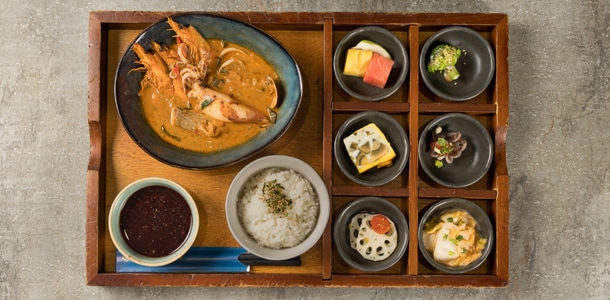 布納咖啡館全新推出的米食套餐,擺盤設計靈感來自於日式料理,具視覺精緻感。 布納咖啡館全新推出的米食套餐,擺盤設計靈感來自於日式料理,具視覺精緻感。