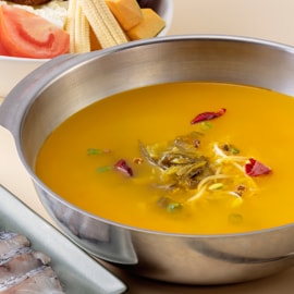 金湯酸菜魚涮涮鍋