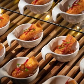 嫩煎海鱸魚佐蕃茄冬蔭醬Buffet版 嫩煎海鱸魚佐蕃茄冬蔭醬Buffet版