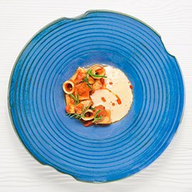 淡菜及黑橄欖短管義大利麵佐羅馬蕃茄醬汁