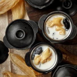 牛奶花膠燉烏雞 牛奶花膠燉烏雞