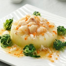 紅梅珍鮮藏白玉 紅梅珍鮮藏白玉