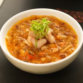 蟹粉桃膠燴嫩菱