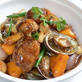 香檳茸九孔焗土雞 香檳茸九孔焗土雞